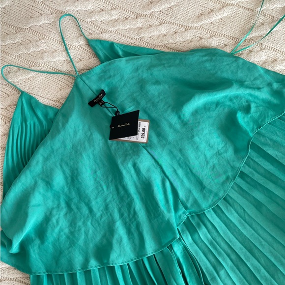 green emerald velvet dress MASSIMO DUTTI. Long green dress T.40  Hibuy market